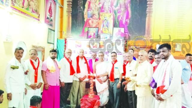 ಅಥಣಿಯಲ್ಲಿ ಬ್ರಾಹ್ಮಣ ಸಮಾಜದ ಪ್ರತಿಭಾ ಪುರಸ್ಕಾರ 