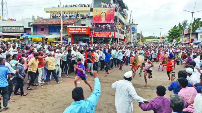 ಕಾರಹುಣ್ಣಿಮೆ ಹಬ್ಬದ ಸಂಭ್ರಮ 
