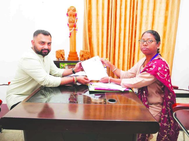 ಬಿ.ಎಲ್‌.ಓಗಳಿಗೆ ಅಗತ್ಯ ದಾಖಲೆ ನೀಡಿ  ಸಹಕಾರ ನೀಡಿ : ಭರತ ಬೊಮ್ಮಾಯಿ  