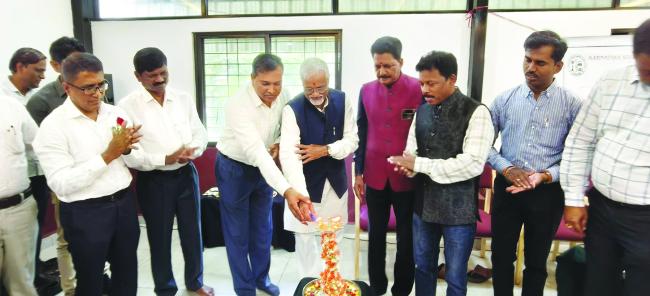 ಗ್ರಂಥಾಲಯ ಮತ್ತು ಮಾಹಿತಿ ವಿಜ್ಞಾನ ಕ್ಷೆತ್ರದ ಅಭಿವೃದ್ಧಿಗೆ ಒಗ್ಗಟ್ಟಾಗಿ ಶ್ರಮಿಸೋಣ  