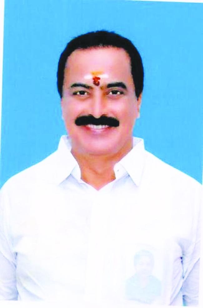 ಎಐಎಡಿಎಂಕೆಗೆ ಮತ್ತೊಂದು ಆಘಾತ: ಮಾಜಿ ಸಚಿವ ಎಂಎಸ್‌ಎಂ ಆನಂದನ್ ರಾಜೀನಾಮೆ; ಸಿವಿ ಮತ್ತು ಎಂಆರ್‌ವಿ ಜೊತೆ ನಾಳೆ ಟಿವಿಕೆಗೆ ಸೇರ್ಪಡೆ