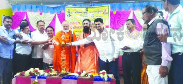 ಪ್ರತಿಭಾವಂತ ವಿದ್ಯಾರ್ಥಿಗಳಿಗೆ ಪುರಸ್ಕಾರ; ಮಕ್ಕಳ ಜ್ಞಾನಶಕ್ತಿಗೆ ಪ್ರೋತ್ಸಾಹ ಅಗತ್ಯ  