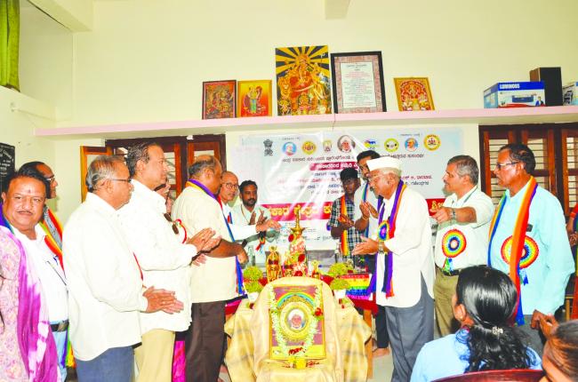 ಗಜೇಂದ್ರಗಡದಲ್ಲಿ ಸಹಕಾರ ಸಪ್ತಾಹ; “ಸಹಕಾರ ಕ್ಷೇತ್ರದ ಕ್ವಿಜ್‌” ಕಾರ್ಯಕ್ರಮ ಉದ್ಘಾಟನೆ