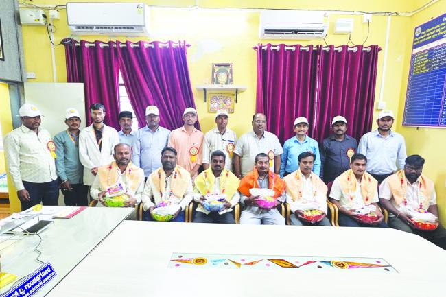 ಸಮಾಜದ ಹಿತ ಕಾಪಾಡುವ ಹೊಣೆ ಪತ್ರಕರ್ತರ ಮೇಲಿದೆ - ತಹಶೀಲ್ದಾರ್ ಎಂ.ವಿ. ಗುಂಡಪ್ಪಗೌಳ 