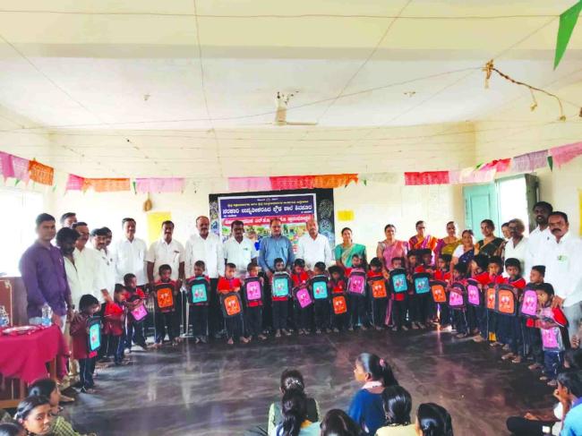 ವಿದ್ಯಾರ್ಥಿಗಳಿಗೆ ಗುಣಮಟ್ಟದ ಶಿಕ್ಷಣಕ್ಕೆ ಆದ್ಯತೆ ನೀಡಲು ಕರೆ 