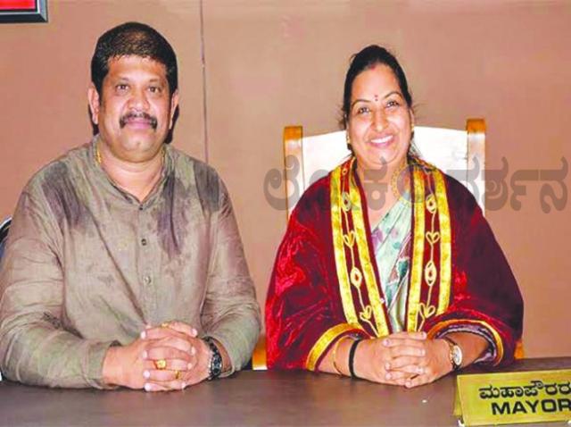 ಬಿಜೆಪಿಗೆ HDMC ನಿಯಂತ್ರಣ; ಮೇಯರ್–ಉಪಮೇಯರ್ ಸ್ಥಾನ ಗೆಲುವು