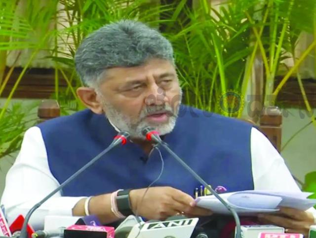 SIR ಆರೋಪಗಳ ಕುರಿತು NDA ವಿರುದ್ಧ ಶಿವಕುಮಾರ್ ತೀವ್ರ ಪ್ರತಿಕ್ರಿಯೆ; ಮತದಾರರ ಪಟ್ಟಿಯ ಪರಿಷ್ಕರಣೆಯನ್ನು ಸಮರ್ಥಿಸಿದರು