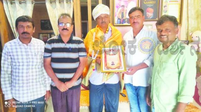 ಹಿರಿಯ ಪತ್ರಕರ್ತ ಚನ್ನಮಲ್ಲಪ್ಪ ಮೆಣಸಿನಕಾಯಿಗೆ ಸನ್ಮಾನ  