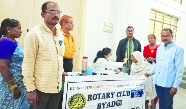 ಬ್ಯಾಡಗಿಯಲ್ಲಿ ಉಚಿತ ನೇತ್ರ ತಪಾಸಣಾ ಶಿಬಿರ 