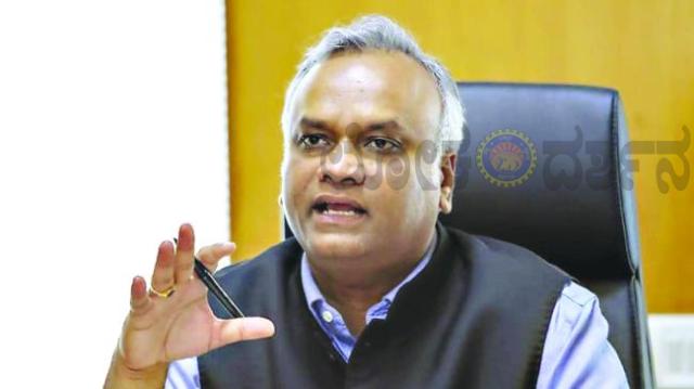 ಬೆಳಗಾವಿಯಲ್ಲಿ ಆರ್‌ಎಸ್‌ಎಸ್ ಪ್ರಚಾರಕರ ಸಭೆ ಆರಂಭ: ಚುನಾವಣಾ ಆಯೋಗ ಬಿಜೆಪಿ ಪರವಾಗಿ ಕೆಲಸ ಮಾಡುತ್ತಿದೆ ಎಂದು ಖರ್ಗೆ ಆರೋಪ