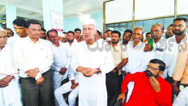 ಐನಾಪೂರ, ಖಿಳೇಗಾವ ಯಾತ ನೀರಾವರಿ ಕಾಲುವೆಗಳಿಗೆ ನೀರು; ಕ್ಷೇತ್ರದ ರೈತರಿಗೆ ಅನುಕೂಲ