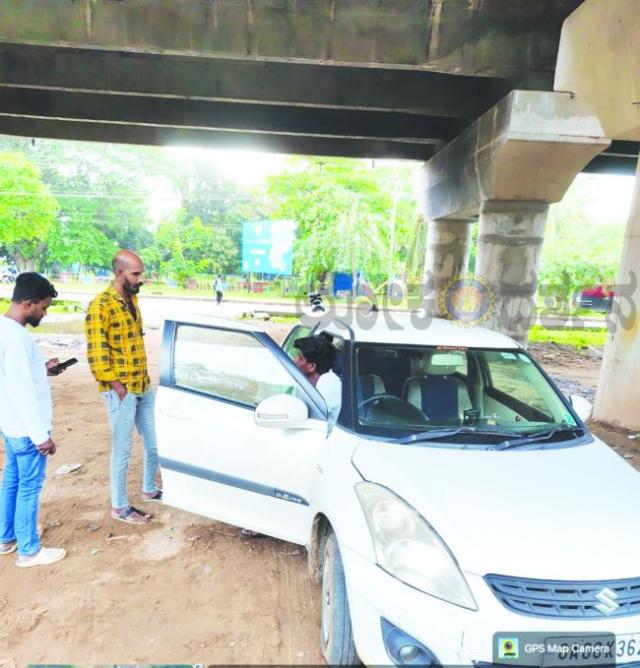 ವೈಟ್ ಬೋರ್ಡ್‌ ವಾಹನ ಬಾಡಿಗೆಗೆ : ವಾಹನ ಹಿಡಿದು ಆರ್ ಟಿ ಓ ಗೆ ಕೊಟ್ಟ ಚಾಲಕರು