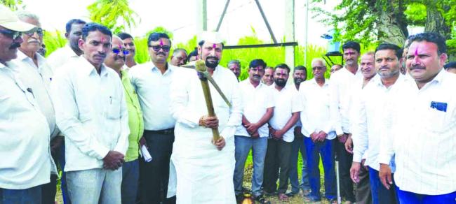 ವಿವಿಧ ಅಭಿವೃದ್ಧಿ ಕಾಮಗಾರಿಗಳಿಗೆ ಶಾಸಕ ಲಕ್ಷ್ಮಣ ಸವದಿ ಭೂಮಿಪೂಜೆ  