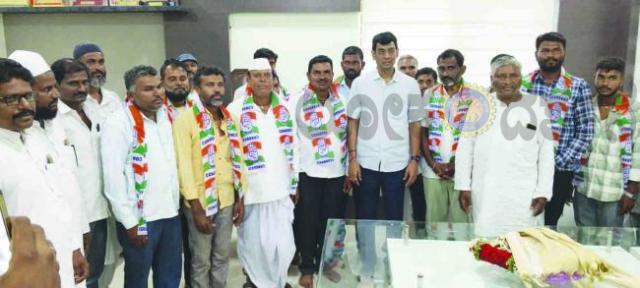 ಕಾಂಗ್ರೆಸ್ ಪಕ್ಷಕ್ಕೆ ಹೊಸ ಮುಖಂಡರ ಸೇರೆ​‍್ಡ  