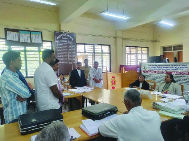 ಲೋಕ ಅದಾಲತ್ ; ಮಹಿಳಾ ವಕೀಲರ ಕಚೇರಿಯ ಬೋರ್ಡ ಕಿತ್ತ ಪ್ರಕರಣ: ಕರವೇ ಯಿಂದ ಕ್ಷಮೆಯಾಚನೆ  