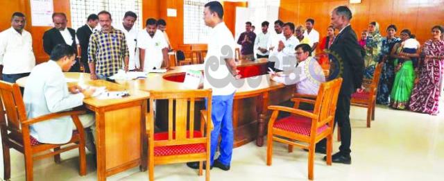 ಪ್ರಕರಣಗಳನ್ನು ಲೋಕ್‌ಅದಾಲತ್ ಮೂಲಕ ಇತ್ಯರ್ಥಪಡಿಸಿಕೊಳ್ಳಿ: ನ್ಯಾ. ಕೌಶಿಕ್ ಕರೆ 