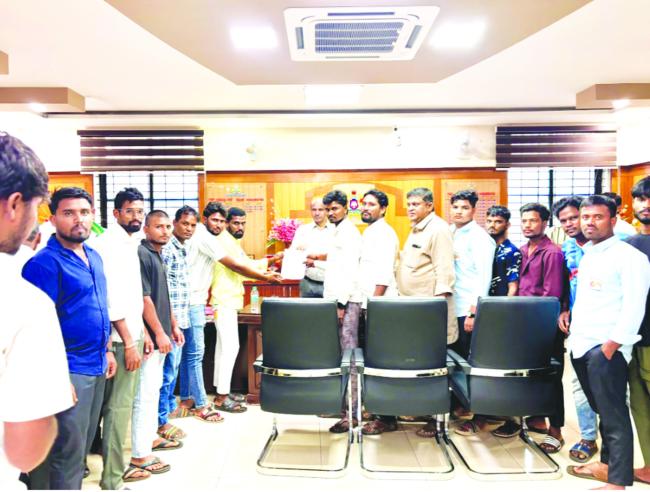 ಶಿವಾಜಿನಗರ ತಾಂಡಾದಲ್ಲಿ 5 ವರ್ಷಗಳಿಂದ ಸ್ಥಗಿತಗೊಂಡ ಶುದ್ಧ ಕುಡಿಯುವ ನೀರಿನ ಘಟಕ; ತಕ್ಷಣ ದುರಸ್ತಿಗೆ ಗ್ರಾಮಸ್ಥರ ಆಗ್ರಹ  