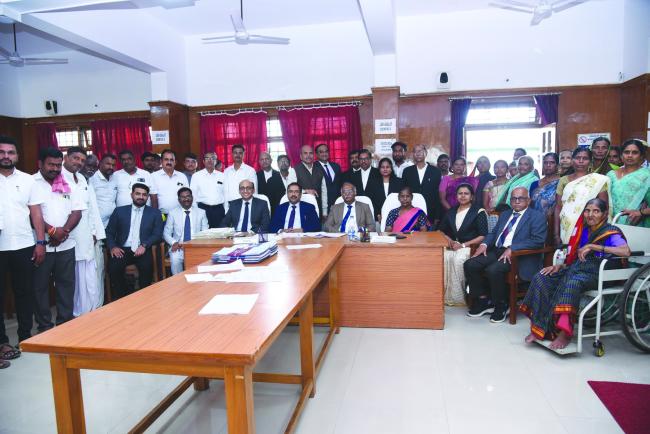 ಕರ್ನಾಟಕ ಉಚ್ಛ ನ್ಯಾಯಾಲಯ, ಧಾರವಾಡ ಪೀಠದಲ್ಲಿ ಜರುಗಿದ ರಾಷ್ಟ್ರೀಯ ಲೋಕ ಅದಾಲತ್ 
