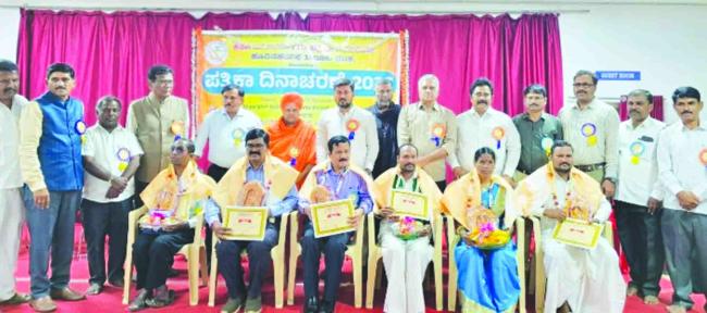 ಸಾಮಾಜಿಕ ಜವಾಬ್ದಾರಿಯಿಂದ ಕಾರ್ಯನಿರ್ವಹಿಸಿ: ಪತ್ರಕರ್ತರಿಗೆ ಶಾಸಕ ಕೃಷ್ಣನಾಯಕ್ ಕರೆ  