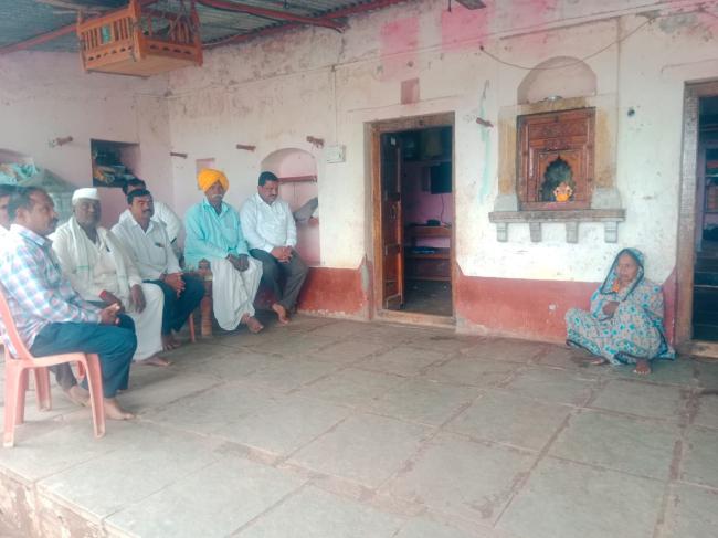 ಆತ್ಮಹತ್ಯೆ ಕುಟುಂಬಕ್ಕೆ ರೂ25 ಲಕ್ಷ ಪರಿಹಾರ ನೀಡಲು: ಬಿ ಡಿ ಪಾಟೀಲ ಆಗ್ರಹ  
