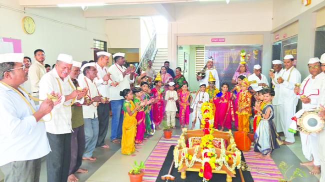 ಸಿ.ಟಿ.ಇ ಸಂಸ್ಥೆಯಲ್ಲಿ ಭಕ್ತಿಭಾವದಿಂದ ಆಷಾಢ ಏಕಾದಶಿ ಆಚರಣೆ; ದಿಂಡಿ, ಪಲ್ಲಕ್ಕಿ ಮೆರವಣಿಗೆಗೆ ಮೆರುಗುವಿಠ್ಠಲ ನಾಮಸ್ಮರಣೆ   