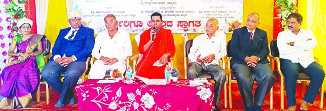ಗುರು ಯಾವತ್ತಿಗೂ ನಿವೃತ್ತಿಯಾಗಲಾರ: ಶಿವಪ್ರಸಾದ ದೇವರು 