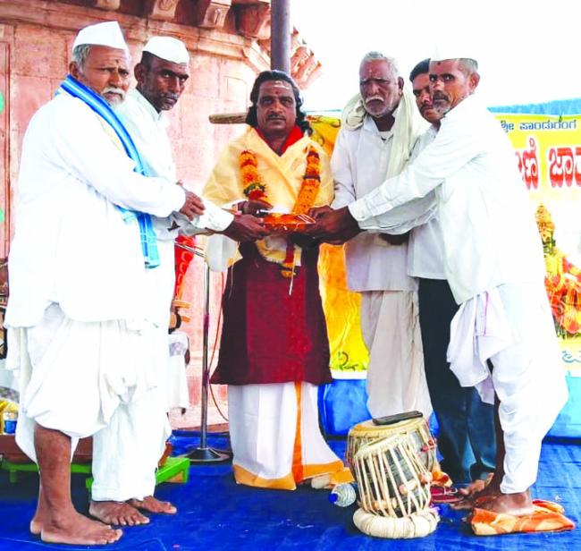 ಬೆಟಗೇರಿ ಪಾಂಡುರಂಗ ದೇವಾಲಯದಲ್ಲಿ ಆಷಾಢ ಏಕಾದಶಿ ಆಚರಣೆ   
