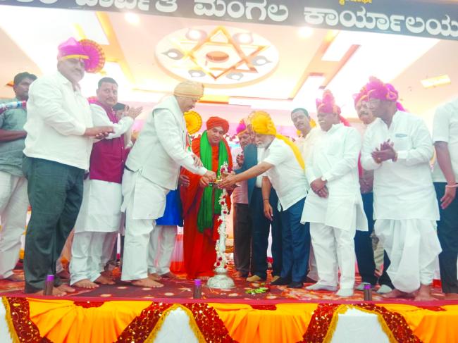ನಿಂಗಣ್ಣ ಬಿರಾದಾರ ಅವರಿಗೆ ರಾಜ್ಯ ಸಣ್ಣ ಕೈಗಾರಿಕೆಗಳ ಸಂಘದ ಅಧ್ಯಕ್ಷ ಸ್ಥಾನ: ಭವ್ಯ ಸನ್ಮಾನ  