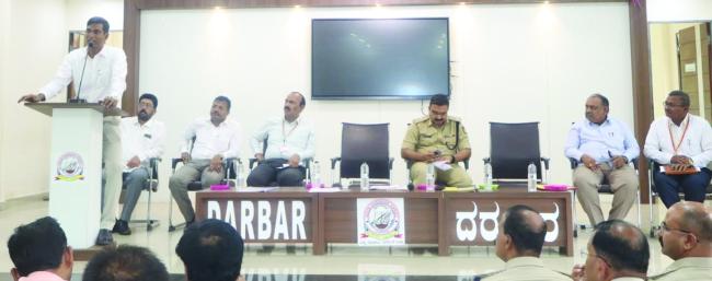 ಪೋಲಿಸ್ ಕಾನ್‌ಸ್ಟೇಬಲ್ ಹುದ್ದೆ ಲಿಖಿತ ಪರೀಕ್ಷೆ: ಡಿಸಿ ಅಧಿಕಾರಿಗಳಿಗೆ ಕಟ್ಟುನಿಟ್ಟಿನ ಸೂಚನೆ 