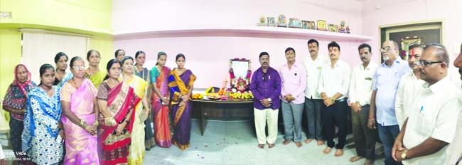  ಅಂಬವ್ವ ಖೇಡ್ ಆದರ್ಶಗಳು ಎಲ್ಲರಿಗೂ ಪ್ರೇರಣೆ   