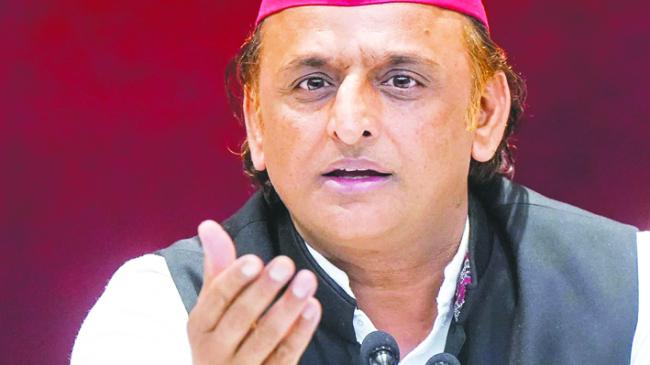 ಬಿಜೆಪಿ ಶಿಕ್ಷಣ ವ್ಯವಸ್ಥೆಯನ್ನು ಹಾಳು ಮಾಡಿದೆ ಎಂದು ಅಖಿಲೇಶ್ ಯಾದವ್ ಆರೋಪ