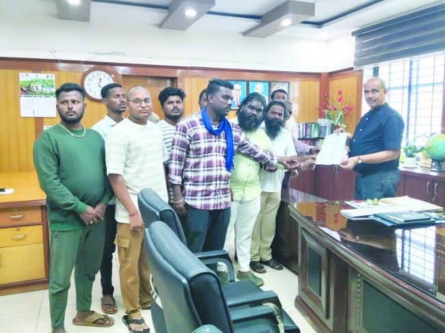  ಶಿರಹಟ್ಟಿ ಪಿಎಸ್‌ಐ ಅಮಾನತಿಗೆ ಒತ್ತಾಯಿಸಿ ಜಿಲ್ಲಾಧಿಕಾರಿಗೆ ದಲಿತ ಮಿತ್ರ ಮಂಡಳಿ ಮನವಿ 