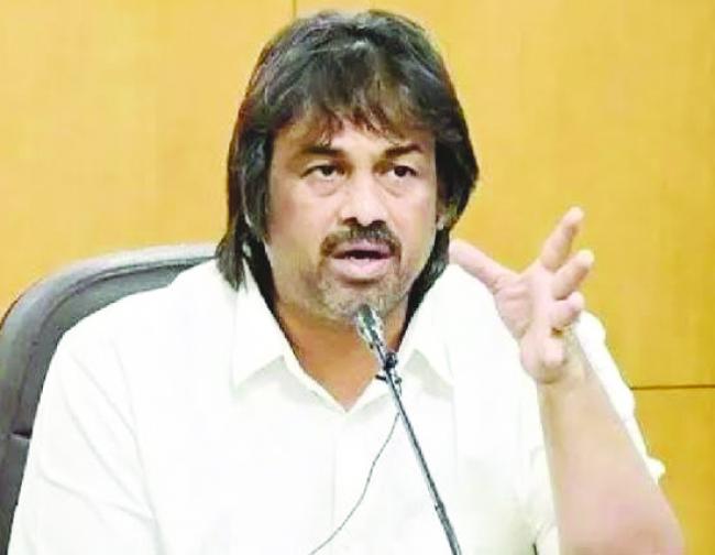 NEET ಪ್ರತಿಭಟನೆ ವೇಳೆ ವಿದ್ಯಾರ್ಥಿಗಳ ಸಾವಿಗೆ ಅಮಿತ್ ಶಾ ಹೊಣೆ: ಮಧು ಬಂಗಾರಪ್ಪ ಆರೋಪ; KPSC ಅಕ್ರಮಗಳ ತನಿಖೆಗೆ ಆಗ್ರಹ