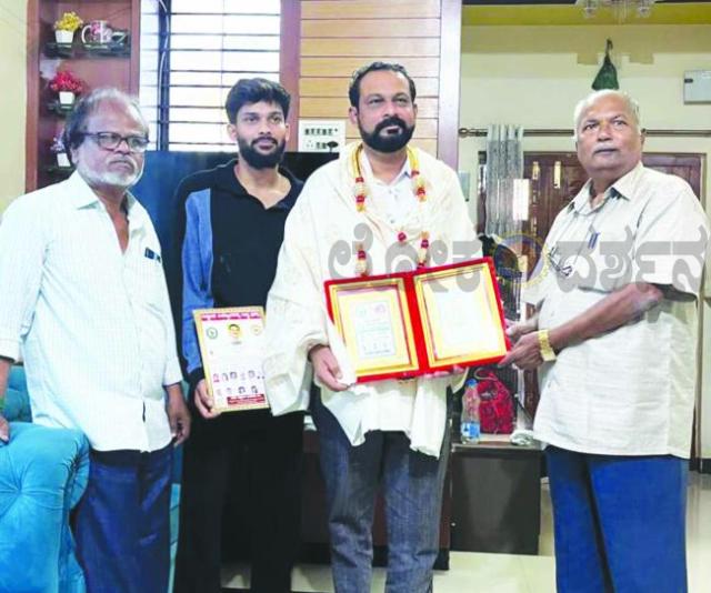 ಕೆಎಂ ಸೈಯದ್‌ಗೆ ಉದ್ಯೋಗ ರತ್ನ ರಾಷ್ಟ್ರೀಯ ಪ್ರಶಸ್ತಿ ಪ್ರದಾನ  