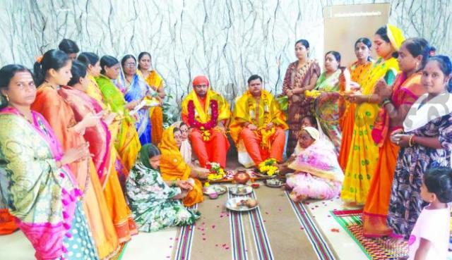 ಗುರು ಪೂರ್ಣಿಮೆ ಅಂಗವಾಗಿ ವಿಶೇಷ ಪೂಜೆ, ಪಾದಪೂಜೆ  