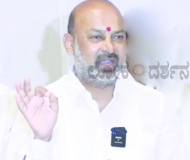 ತೆಲಂಗಾಣ ಪಂಚಾಯಿತಿಗಳಲ್ಲಿ ಹಣಕಾಸು ಆಯೋಗದ ನಿಧಿಗಳ ದುರ್ಬಳಕೆ ಆರೋಪ: ತನಿಖೆಗೆ ಬಂಡಿ ಸಂಜಯ್ ಒತ್ತಾಯ