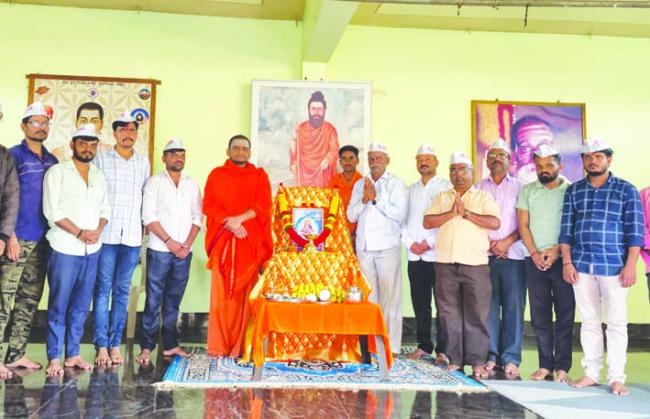 ಸಾಮಾಜಿಕ ನ್ಯಾಯದ ಸಂತ ಹಡಪದ ಅಪ್ಪಣ್ಣವರ 892ನೇ ಜಯಂತಿ ಆಚರಣೆ