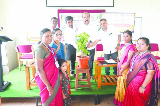 ಕೃಷಿ ಸಖಿಯರಿಗೆ ಆರು ದಿವಸಗಳ ನಾಲ್ಕನೇ ಮಾಡ್ಯುಲ್ ತರಬೇತಿ ಕಾರ್ಯಕ್ರಮದ ಉದ್ಘಾಟನೆ 