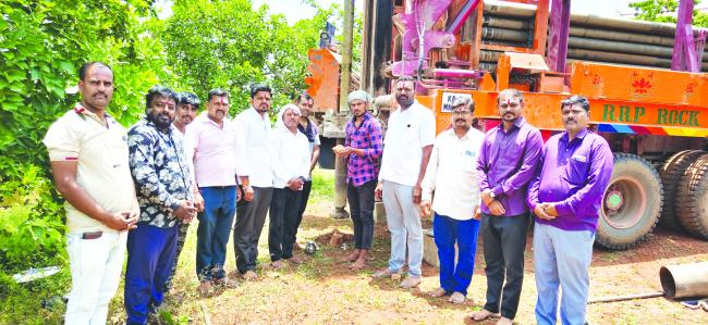 ಶಾಸಕ ಬಾಲಚಂದ್ರ ಜಾರಕಿಹೊಳಿ ಕಾರ್ಯ ಶ್ಲಾಘನಿಯ: ಕಲ್ಮೇಶ ಗಾಣಿಗಿ 