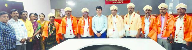ಎಸ್‌ಐಆರ್ ಕಾರ್ಯ ಪೂರ್ಣಗೊಳಿಸಿದ ಶಿಕ್ಷಕರಿಗೆ ಸನ್ಮಾನ  