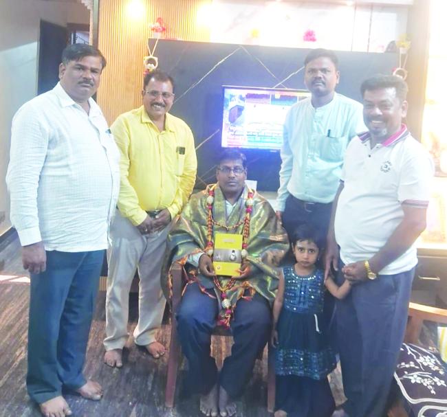 ಶಿಕ್ಷಕರ ಸೇವೆ ವಿದ್ಯಾರ್ಥಿಗಳ ಭವಿಷ್ಯ ರೂಪಿಸುತ್ತದೆ  