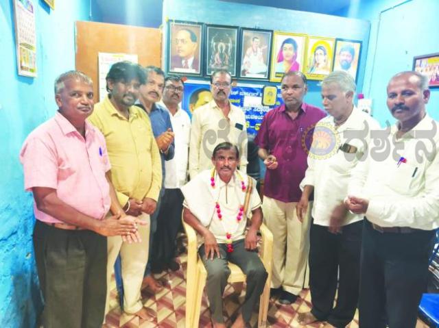 33 ವರ್ಷಗಳ ಸೇವೆ ಬಳಿಕ ಆರೋಗ್ಯ ಇಲಾಖೆಯ ಹೇಮನಗೌಡ ಪಾಟೀಲರಿಗೆ ಸನ್ಮಾನ  