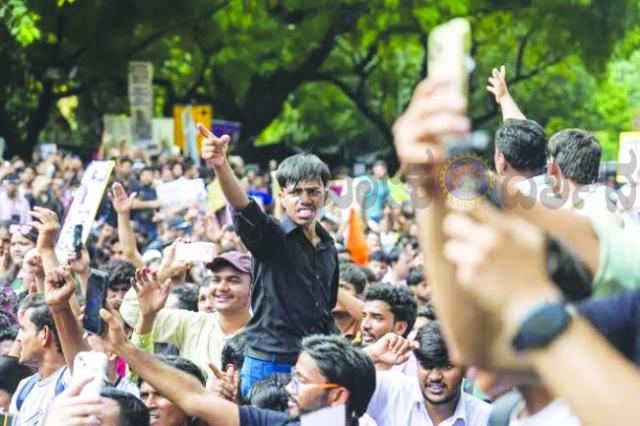 ಕಾನೂನು ಪ್ರಕಾರ ವಿದ್ಯಾರ್ಥಿಗಳ ಪ್ರತಿಭಟನೆಗೆ ಸಂಬಂಧಿಸಿದ ಪ್ರಕರಣಗಳನ್ನು ಹಿಂಪಡೆಯಲು ರಾಜ್ಯಗಳಿಗೆ ಅವಕಾಶ: ಸುಪ್ರೀಂ ಕೋರ್ಟ್ ಸ್ಪಷ್ಟನೆ