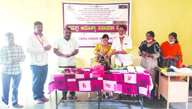 ಎಚ್‌ಐವಿ ಸೋಂಕಿನ ಬಗ್ಗೆ ಭಯ ಬೇಡ, ಜಾಗೃತಿ ಅಗತ್ಯ: ಮಹೇಶ್ ಪಾಟೀಲ  