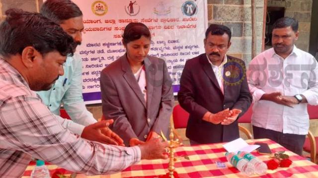    ದೇವಿಹೊಸೂರಿನಲ್ಲಿ ಎಸ್‌ಐಆರ್ ಜಾಗೃತಿ ಹಾಗೂ ಕಾನೂನು ಅರಿವು ಕಾರ್ಯಕ್ರಮ   