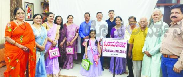 ಸ್ಪಂದನಾ ಮೆಲೋಡೀಸ್ ಸ್ವರ ಶ್ರದ್ಧಾಂಜಲಿ: ಸಂಗೀತಾಸಕ್ತರ ಮನಸೂರೆಗೊಂಡ ಗಾಯಕರು  