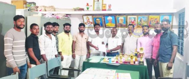 ರಾಷ್ಟ್ರಧ್ವಜದ ಗೌರವ ಕಾಪಾಡುವುದು ಪ್ರತಿಯೊಬ್ಬ ಭಾರತೀಯನ ಕರ್ತವ್ಯ