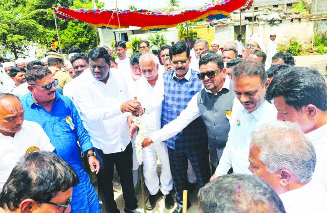 ಫಿರ್ದೋಸೇ ಉಲೂಮ್ ಅರಬ್ಬಿ ಶಾಲೆ ಕಟ್ಟಡ ಕಾಮಗಾರಿಗೆ ಚಾಲನೆ  