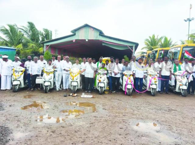 8 ಮಂದಿ ವಿಶೇಷಚೇತನರಿಗೆ ತ್ರಿಚಕ್ರ ವಾಹನ ವಿತರಣೆ  