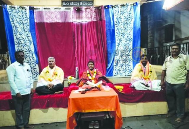 ಸತ್ಸಂಗದಿಂದ ಸಂಸ್ಕಾರ, ಗುರುವಿನ ಸೇವೆಯಿಂದ ಮುಕ್ತಿ: ಸಹಜಾನಂದ ಸ್ವಾಮೀಜಿ  